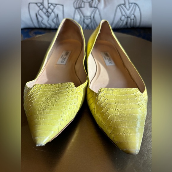 Jimmy Choo Pointed Python Flats Used - Picture 2 of 6